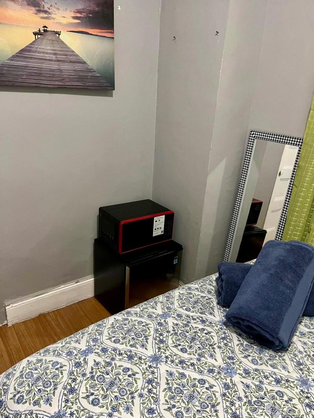 Room In A 2 Bedrooms Apt. 10 Minutes To Time Square! ウェスト・ニューヨーク エクステリア 写真